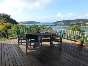 Kawau Views - Matakana Holiday Home